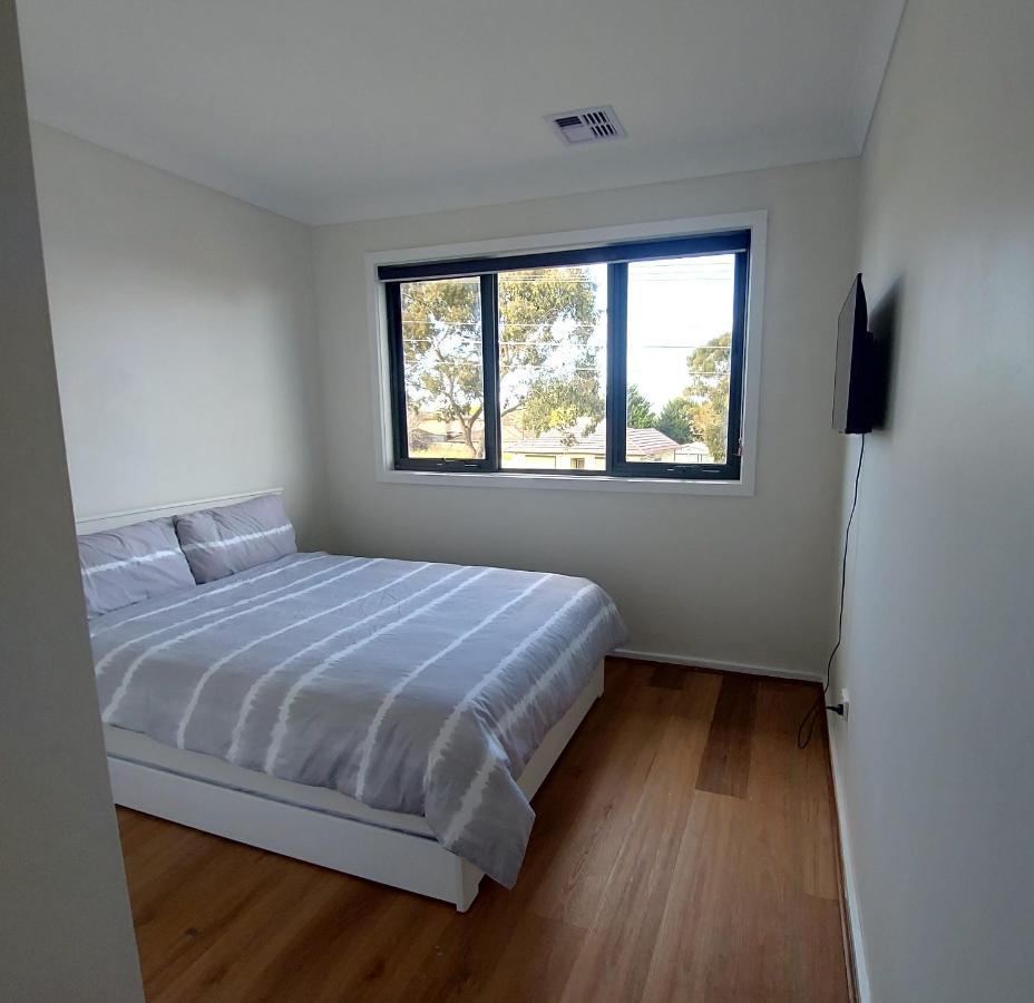 Maruve Guesthouse 12 Min From Melb Airport Melbourne Exteriör bild