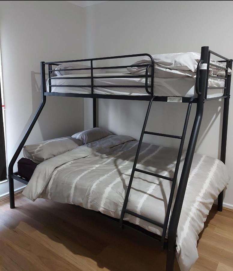 Maruve Guesthouse 12 Min From Melb Airport Melbourne Exteriör bild